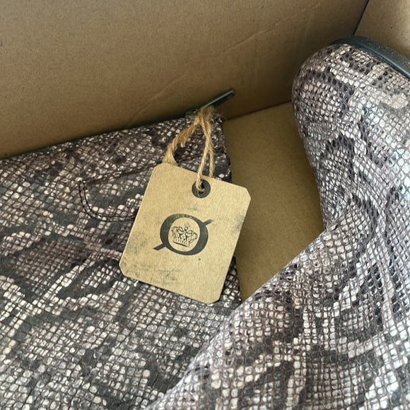 Born Snake Skin Boots - Picture 3 of 5